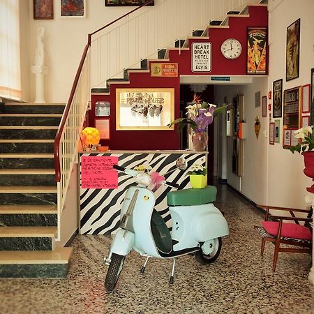 Hotel Villa Elia Rimini Eksteriør billede