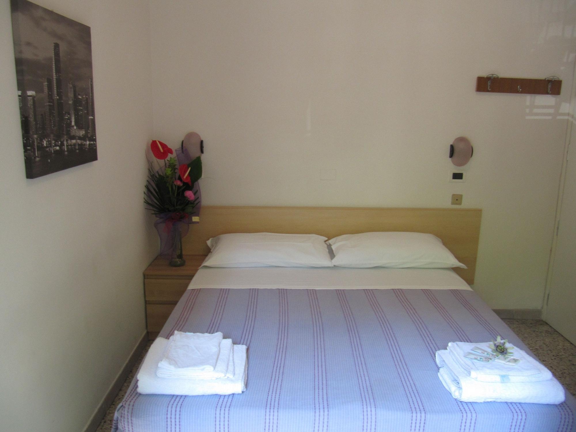 Hotel Villa Elia Rimini Eksteriør billede