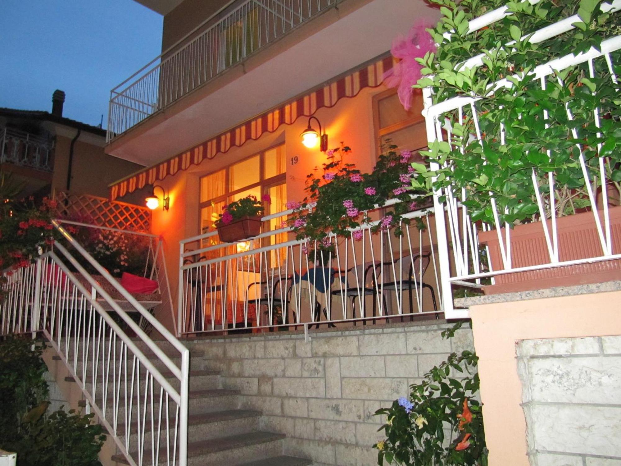 Hotel Villa Elia Rimini Eksteriør billede