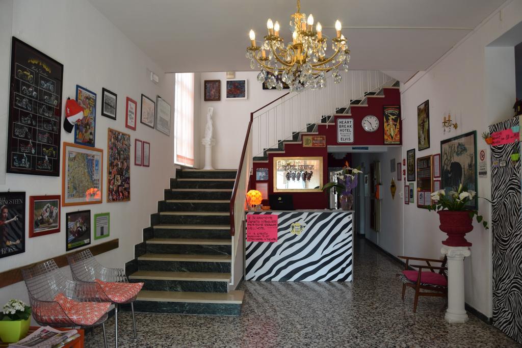 Hotel Villa Elia Rimini Eksteriør billede
