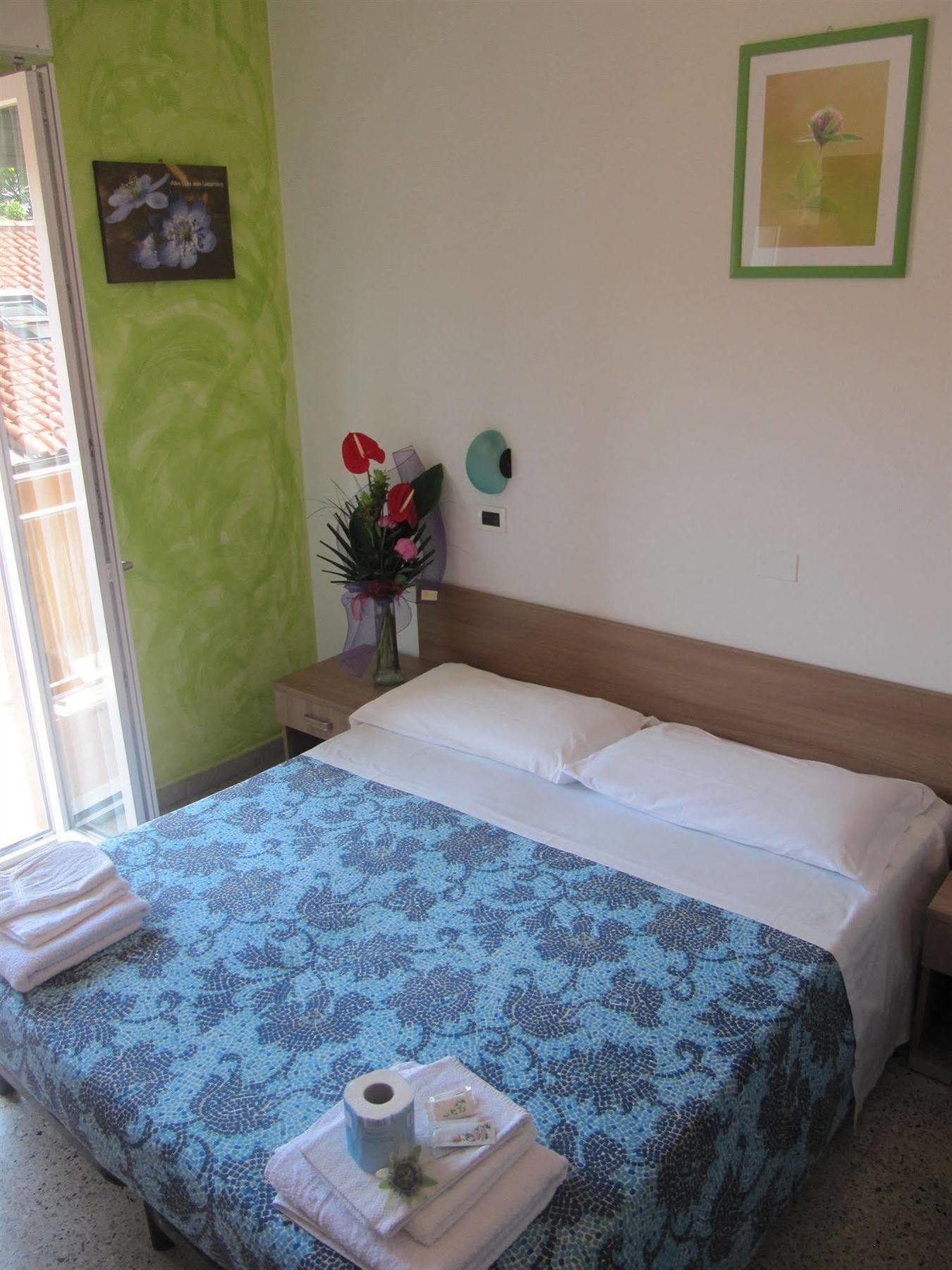 Hotel Villa Elia Rimini Eksteriør billede