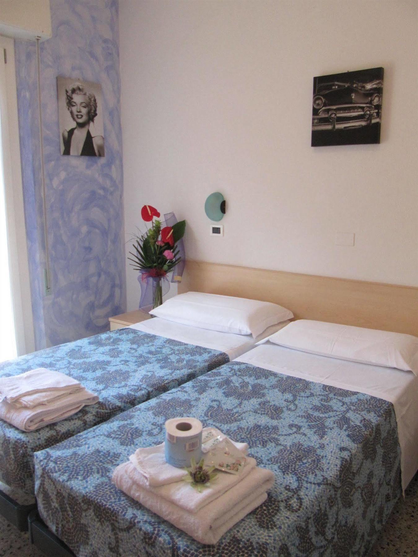 Hotel Villa Elia Rimini Eksteriør billede